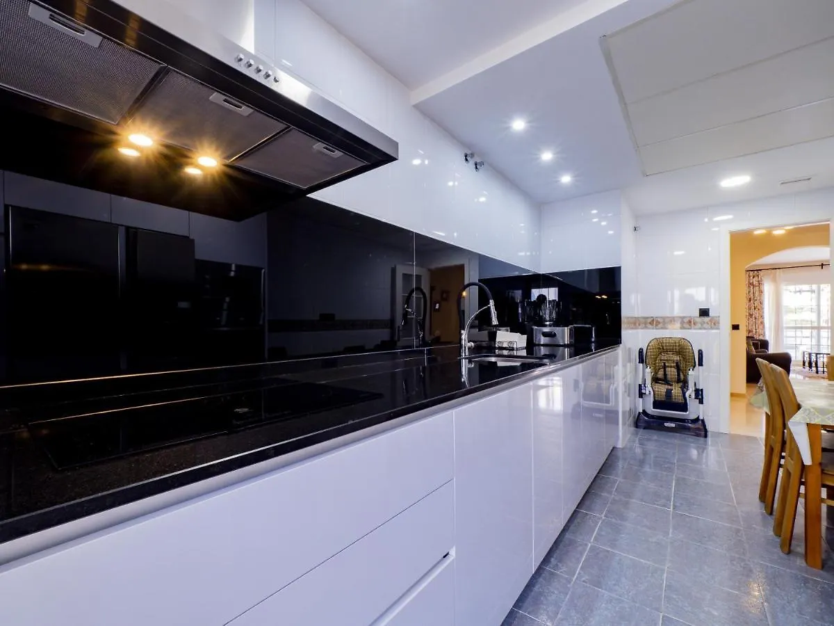 Cubo'S Firstline Marbella Luxury Apartment Parking 0*,  Spain