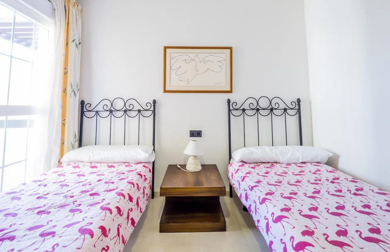Cubo'S Firstline Marbella Luxury Apartment Parking Spain