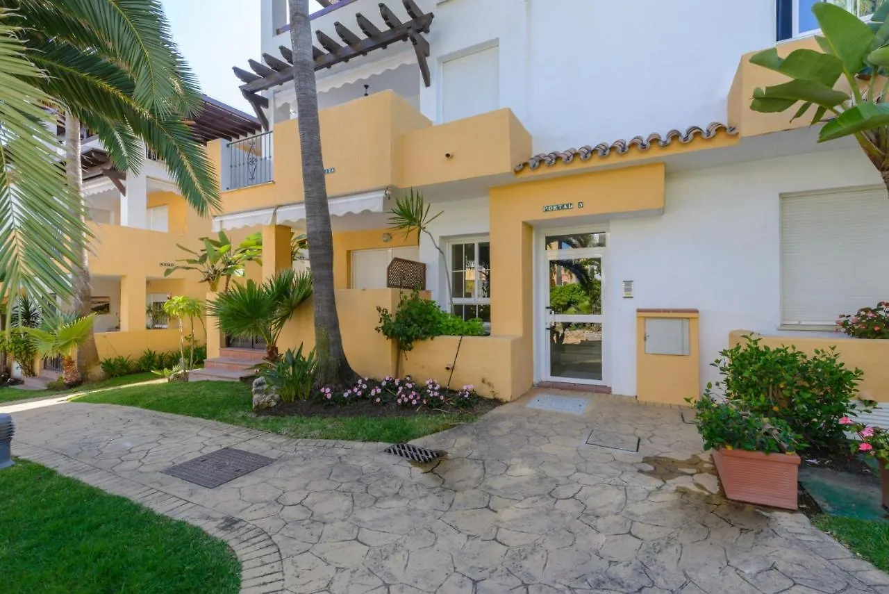 Cubo'S Firstline Marbella Luxury Apartment Parking Spain