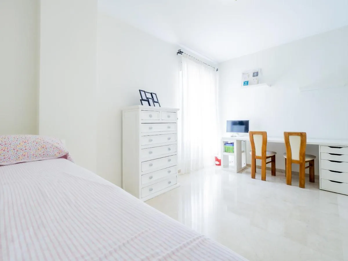 Cubo'S Firstline Marbella Luxury Apartment Parking 0*,  Spain